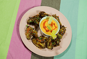 Sizzling Garlic Wings with Roasted Red Pepper Dip